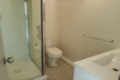 Photo of property in 1/46 John Dee Crescent, Red Beach, 0932