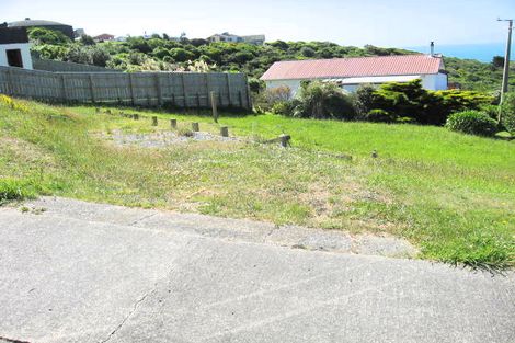 Photo of property in 3 Patiki Place, Titahi Bay, Porirua, 5022