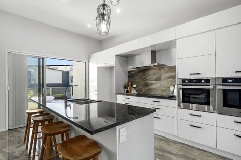 Photo of property in 34 Tory Way, Omokoroa, 3114