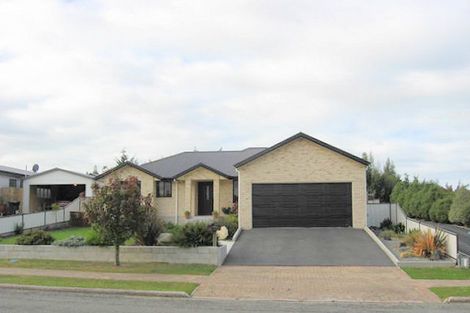 Photo of property in 30 Grove Avenue, Weston, Oamaru, 9401