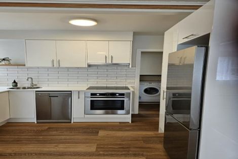 Photo of property in 87 Majoribanks Street, Mount Victoria, Wellington, 6011