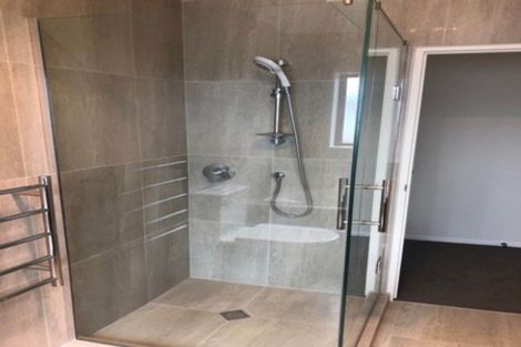 Photo of property in 112 Parkview Drive, Gulf Harbour, Whangaparaoa, 0930