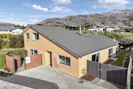 Photo of property in 13a Niger Street, Wanaka, 9305