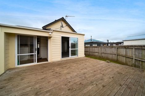 Photo of property in 10 Campbell Street, Hawera, 4610
