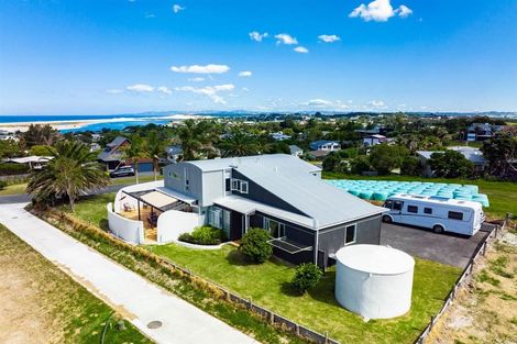 Photo of property in 43 Cullen Street, Mangawhai Heads, Mangawhai, 0505