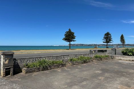 Photo of property in 1/80 The Esplanade, Westshore, Napier, 4110
