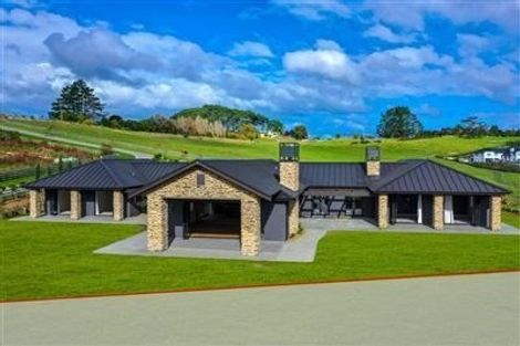 Photo of property in 20 Myra Evelyn Grove, Dairy Flat, Albany, 0792