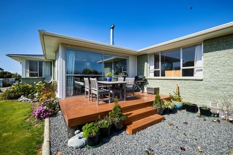 Photo of property in 10 Cromer Street, Kaikoura, 7300