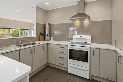Photo of property in 1 Lesa Annis Place, Henderson, Auckland, 0612