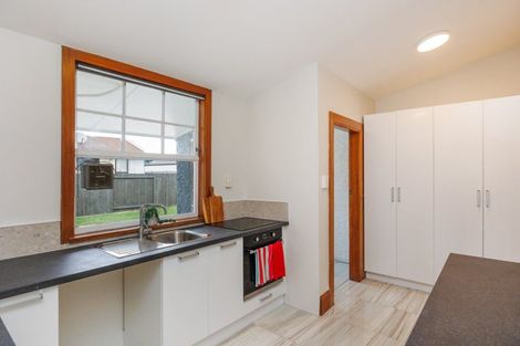 Photo of property in 972 Tremaine Avenue, Roslyn, Palmerston North, 4414
