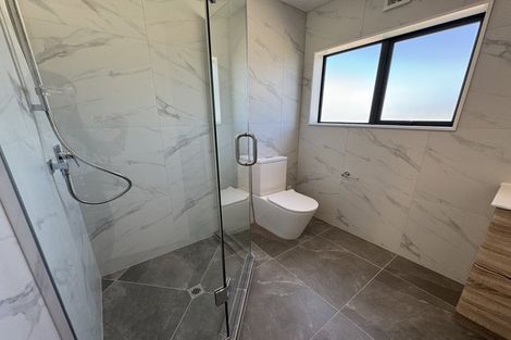 Photo of property in 22d Toru Street, Te Atatu Peninsula, Auckland, 0610