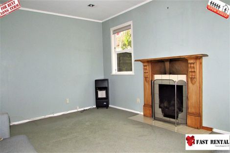 Photo of property in 16 Woodstock Road, Forrest Hill, Auckland, 0620