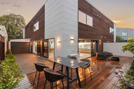 Photo of property in 329b Cambridge Terrace, Christchurch Central, Christchurch, 8013
