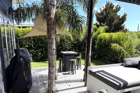 Photo of property in 106 Nikau Close, Matarangi, Whitianga, 3592