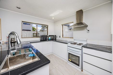 Photo of property in 2/45 Jellicoe Road, Manurewa, Auckland, 2102