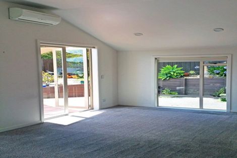 Photo of property in 6 Ponderosa Drive, Oteha, Auckland, 0632