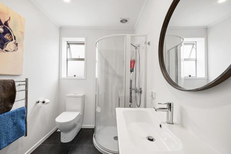 Photo of property in 426 Devon Street West, Lynmouth, New Plymouth, 4310