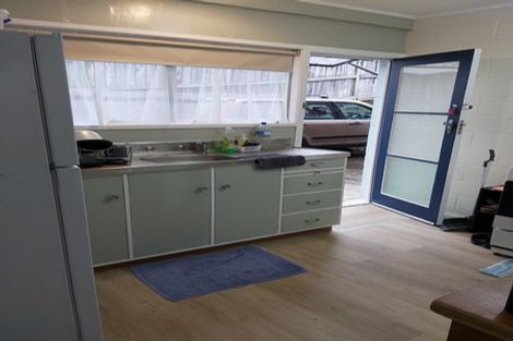 Photo of property in 15 Raewyn Street, Morningside, Whangarei, 0110