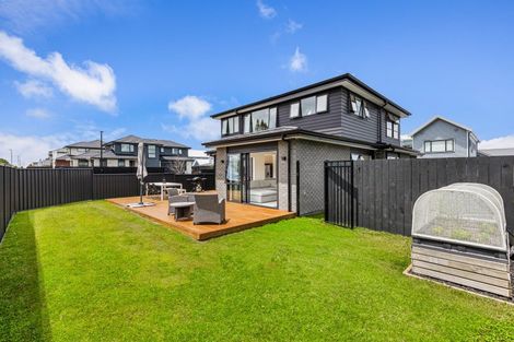Photo of property in 1/8 Dale Road, Whenuapai, Auckland, 0618
