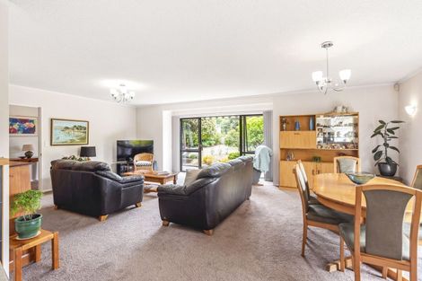 Photo of property in 14 Chilton Drive, Paraparaumu, 5032