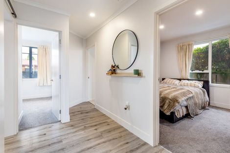 Photo of property in 17 Neill Street, Hornby, Christchurch, 8042