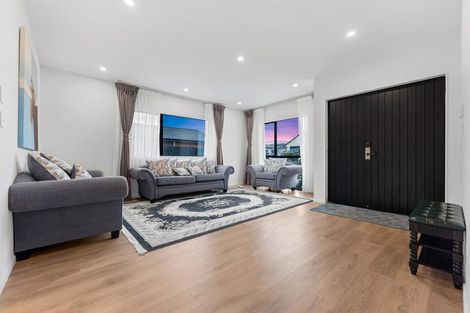 Photo of property in 16 Wheriko Avenue, Glenbrook, 2681