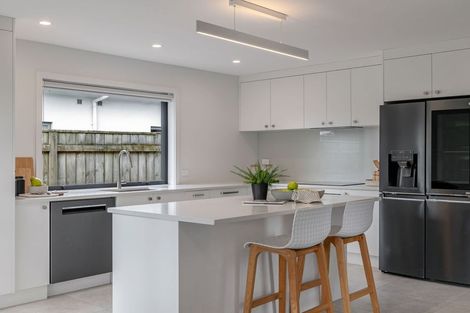 Photo of property in 19a Rosalie Terrace, Kelvin Grove, Palmerston North, 4414