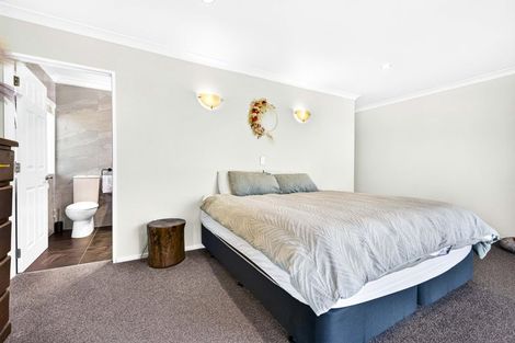Photo of property in 21 Kotanui Avenue, Army Bay, Whangaparaoa, 0930