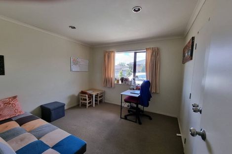 Photo of property in 18 Jury Place, Favona, Auckland, 2024