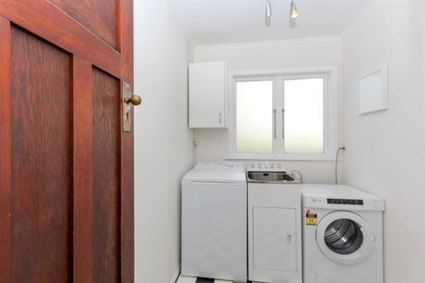 Photo of property in 145 Clawton Street, Westown, New Plymouth, 4310