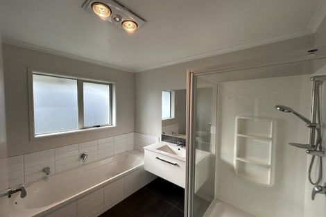 Photo of property in 41 Butterworth Crescent, Papamoa Beach, Papamoa, 3118