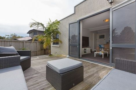 Photo of property in 51 Upjohn Street, Brooklands, New Plymouth, 4310