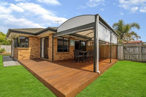 Photo of property in 34 Blackwood Drive, Wattle Downs, Auckland, 2103