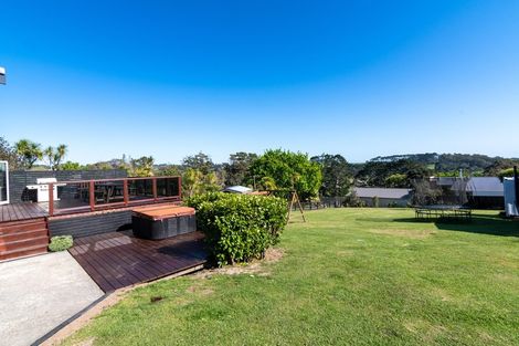 Photo of property in 31 Mcentee Road, Waitakere, Auckland, 0816