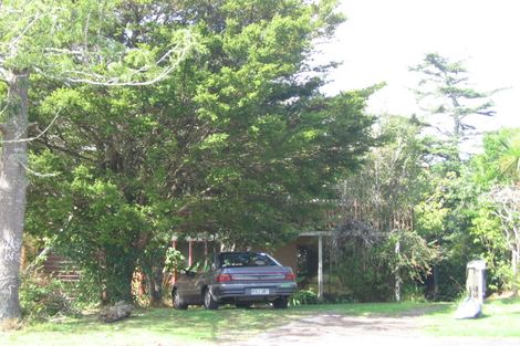 Photo of property in 11 Judith Place, Titirangi, Auckland, 0604