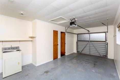 Photo of property in 1/74 South Road, Blagdon, New Plymouth, 4310