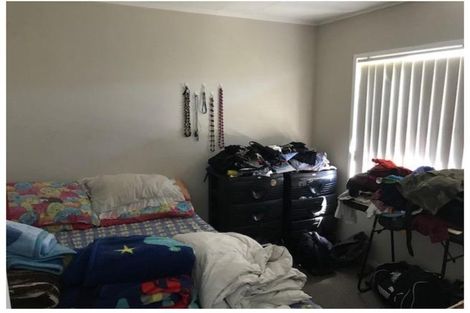 Photo of property in 19 Southview Place, Wattle Downs, Auckland, 2102