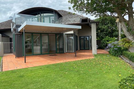 Photo of property in 1/16 Clifton Road, Hauraki, Auckland, 0622