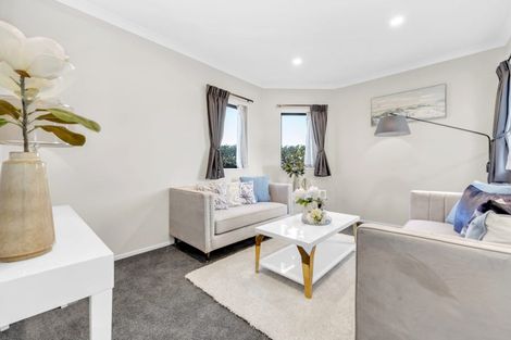 Photo of property in 26 Hikuawa Road, Flat Bush, Auckland, 2019