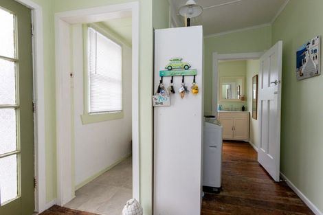 Photo of property in 28 Station Road, Paeroa, 3600