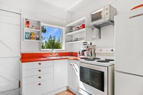 Photo of property in 1091 Dyers Pass Road, Governors Bay, Lyttelton, 8971