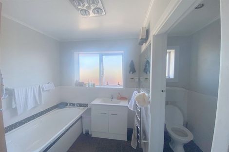 Photo of property in 8 Farrington Avenue, Bishopdale, Christchurch, 8053