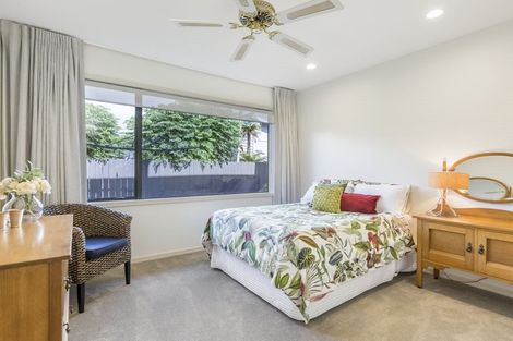 Photo of property in 45 Auld Street, Torbay, Auckland, 0630