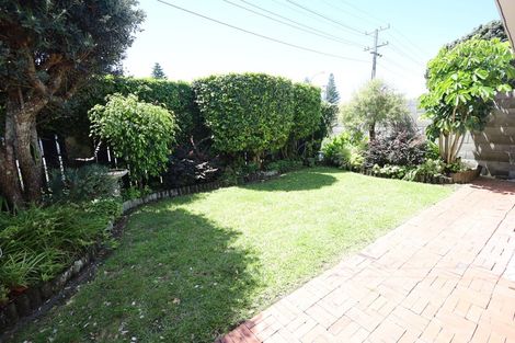 Photo of property in 16 Muricata Avenue, Mount Maunganui, 3116