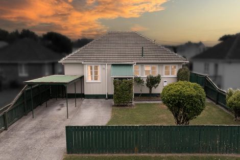 Photo of property in 27 Hewer Crescent, Naenae, Lower Hutt, 5011