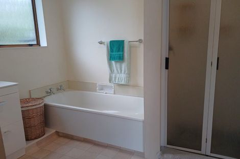 Photo of property in 88 Winara Avenue, Waikanae, 5036