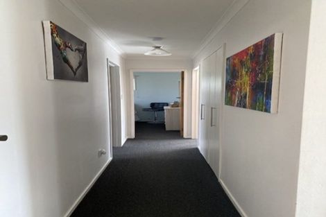 Photo of property in 18 Robinson Crescent, Tamatea, Napier, 4112