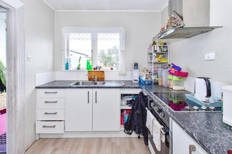 Photo of property in 32 Halswell Street, Mangere East, Auckland, 2024