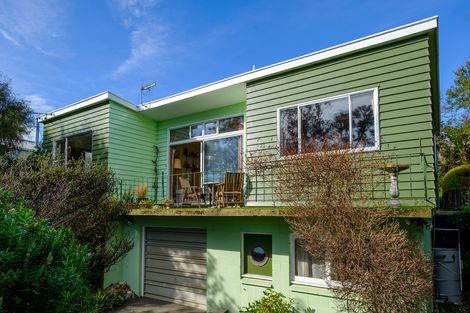 Photo of property in 23 Marine Parade, Macandrew Bay, Dunedin, 9014