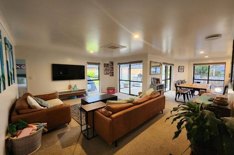 Photo of property in 3 Maddendale Place, Maungakaramea, Whangarei, 0178